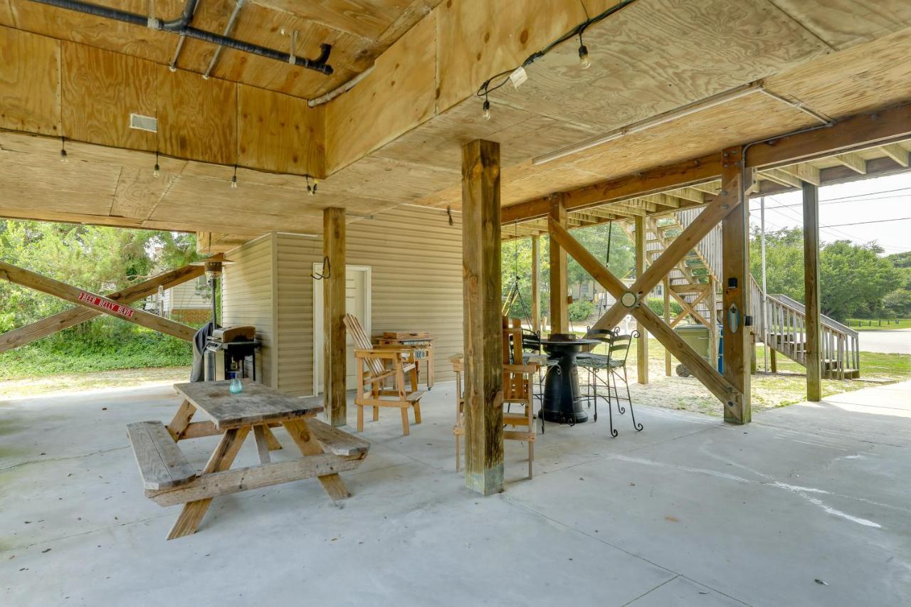 Casa de Férias Coastal Retreat With Deck And Grill!